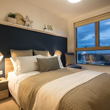 The Penthouse At Hewitt Hotel Reading Kültér fotó